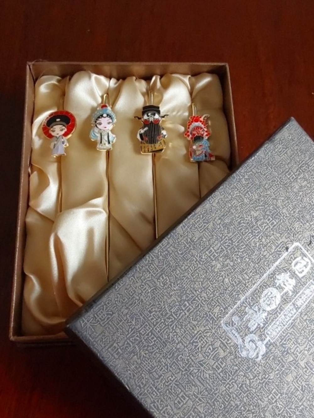 Peking Opera Mask Bookmark. Excellent Condition